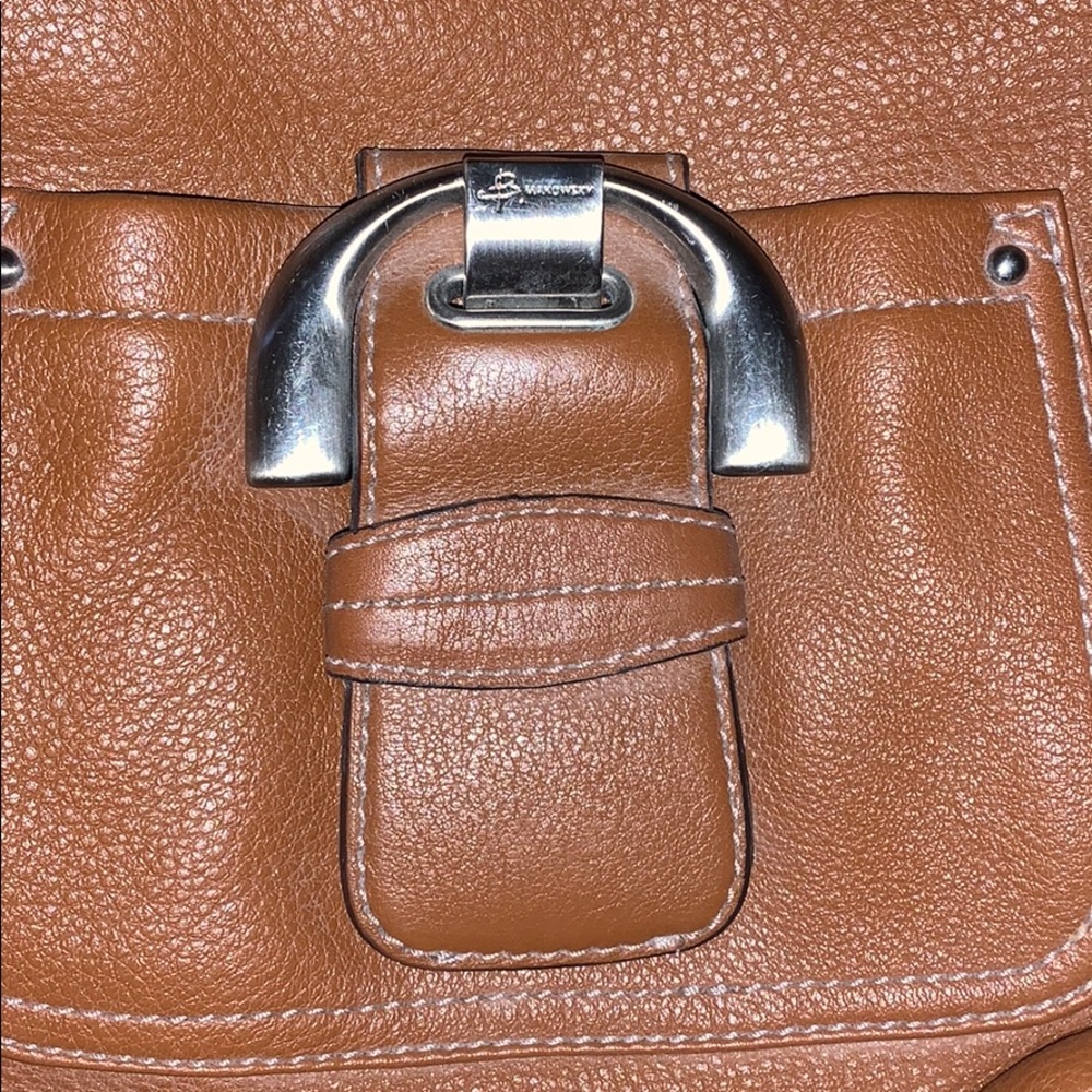Tan B. Makowsky cross bag